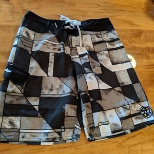 Maui and Sons board shorts swim trunks medium new